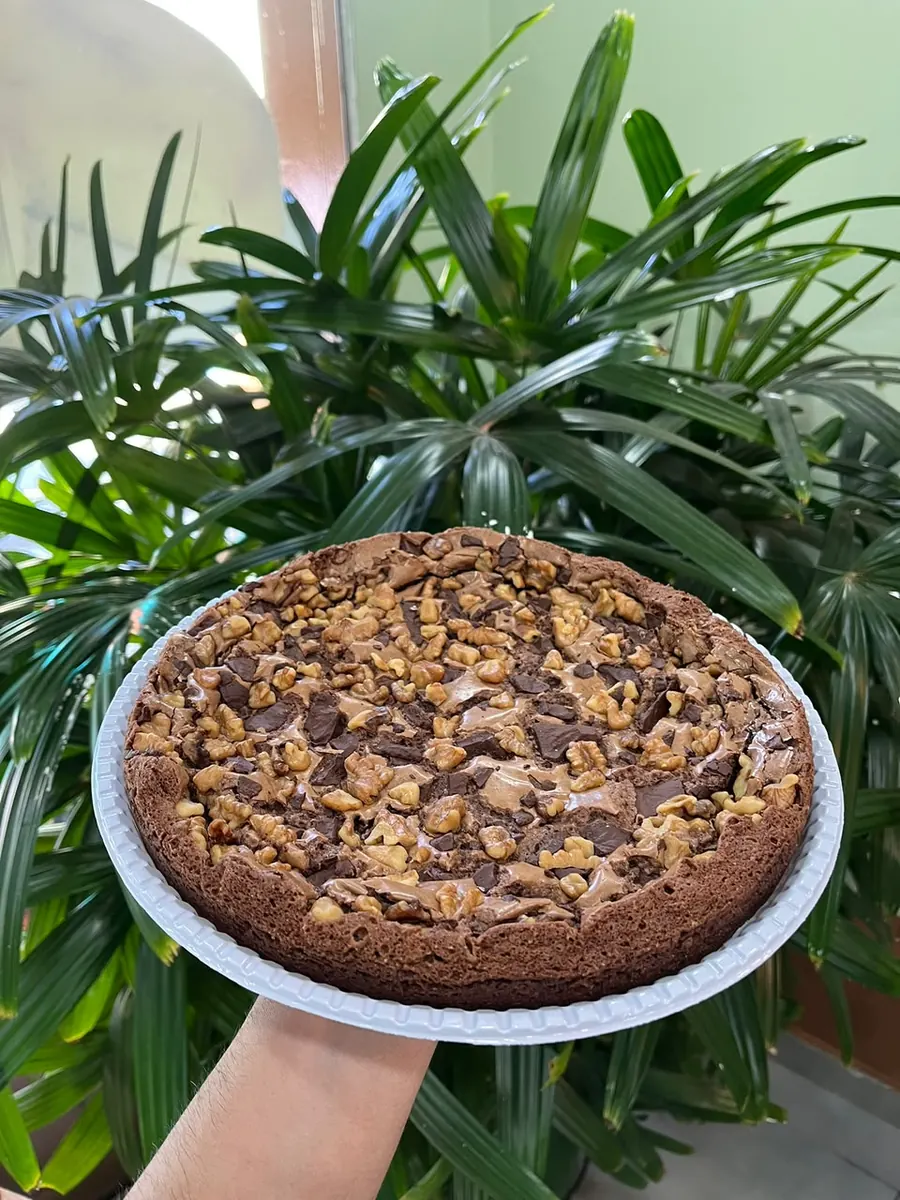 Bolo de chocolate com castanhas